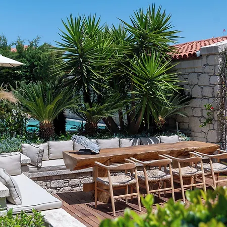 Nefes Hotel *